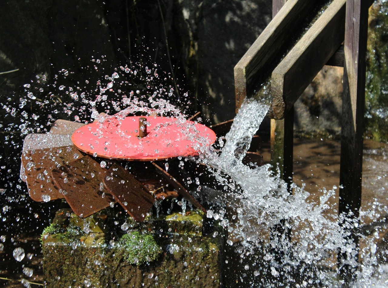 Water feature, art, artwork — A Day in the Life of a Pinco User